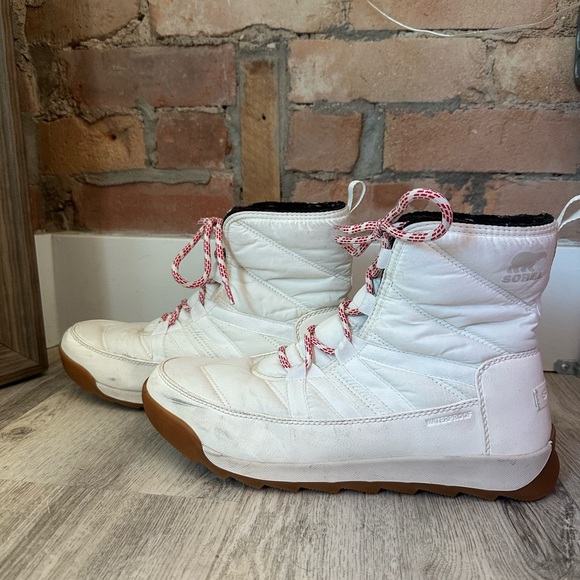 Sorel Women's White Winter Boots - Picture 7 of 7